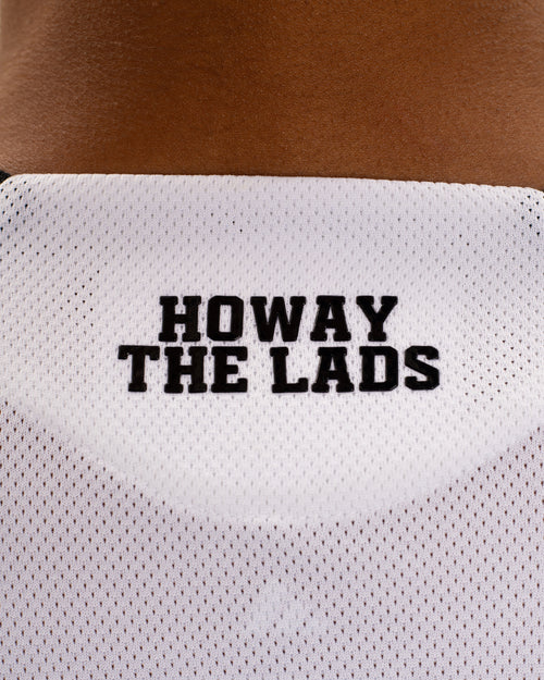 Newcastle Home Player Version Jersey 2025/26