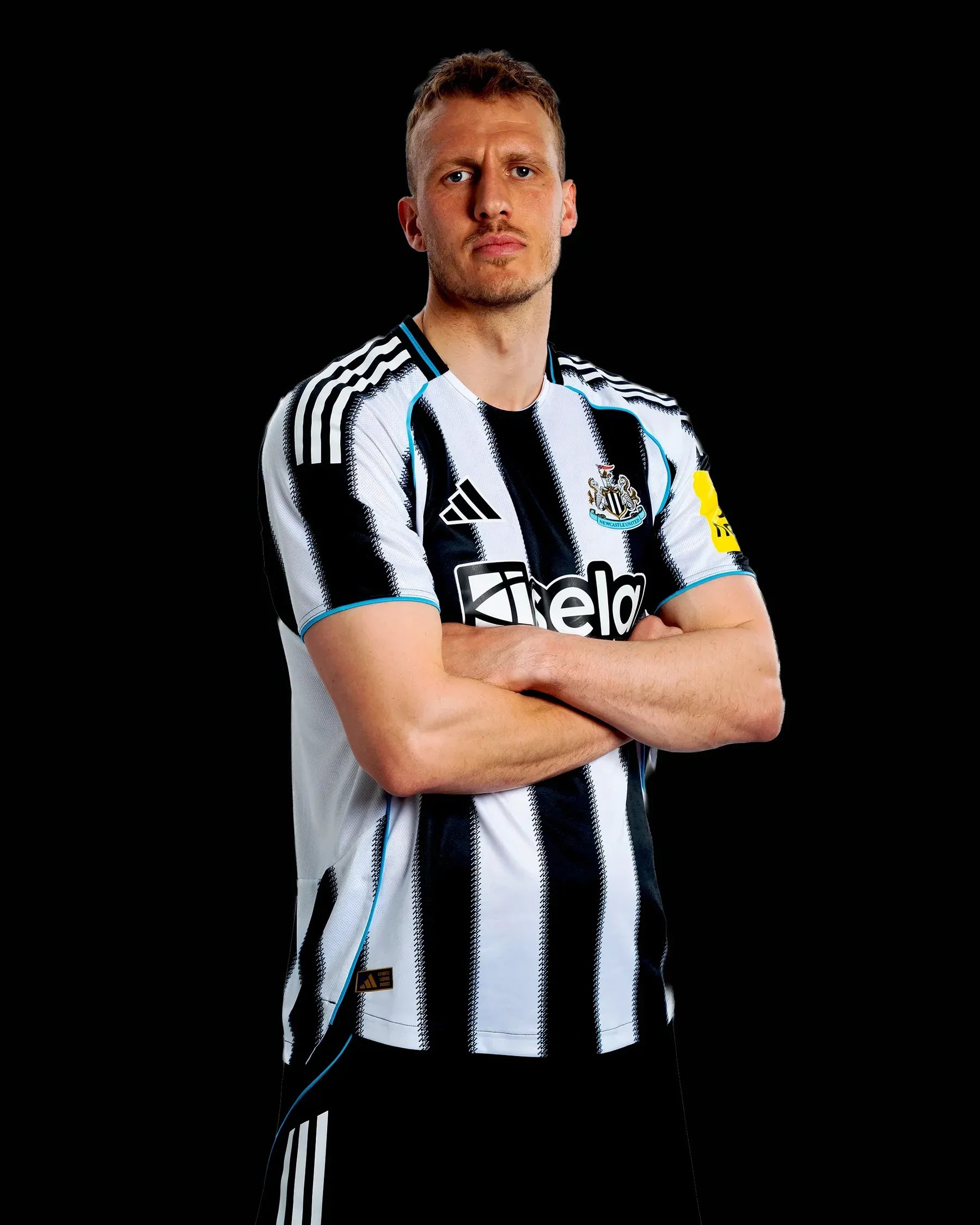 Newcastle Home Player Version Jersey 2025/26