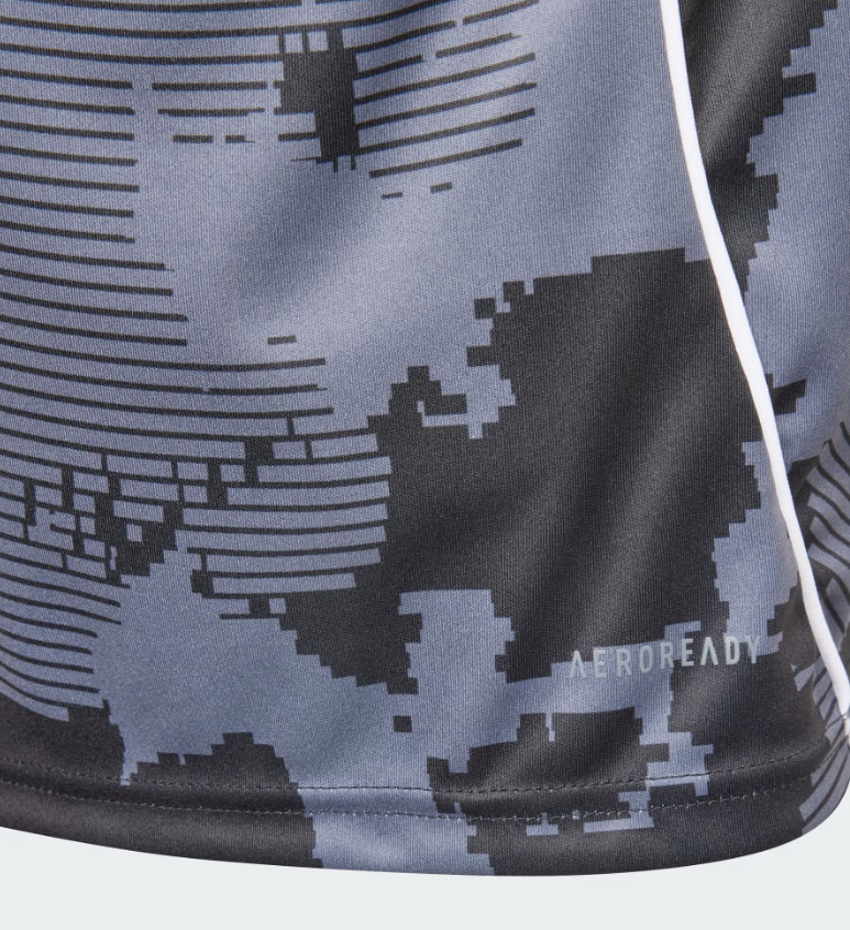 Eintracht Frankfurt Third jersey 2025/26