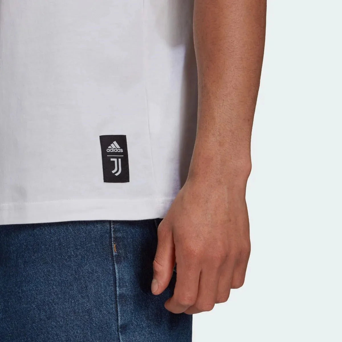 Juventus 2021-22 Street Graphic Tee - White-Black-Orange