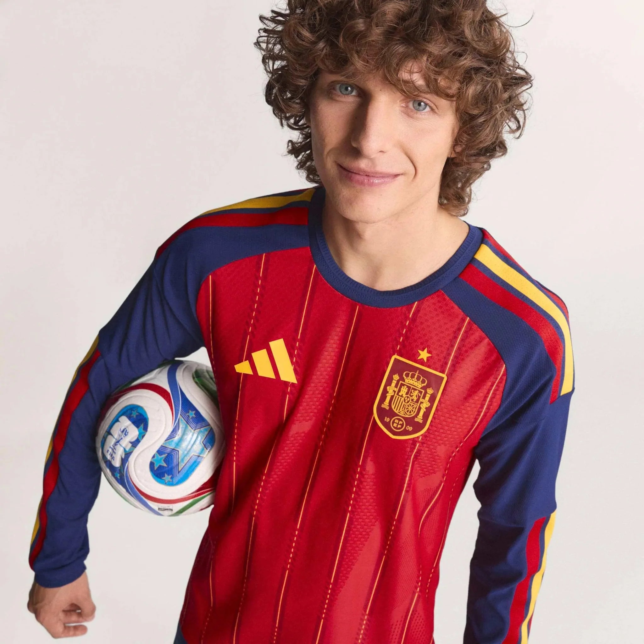 Spain 2026 Men's Home Long-Sleeve Soccer Jersey