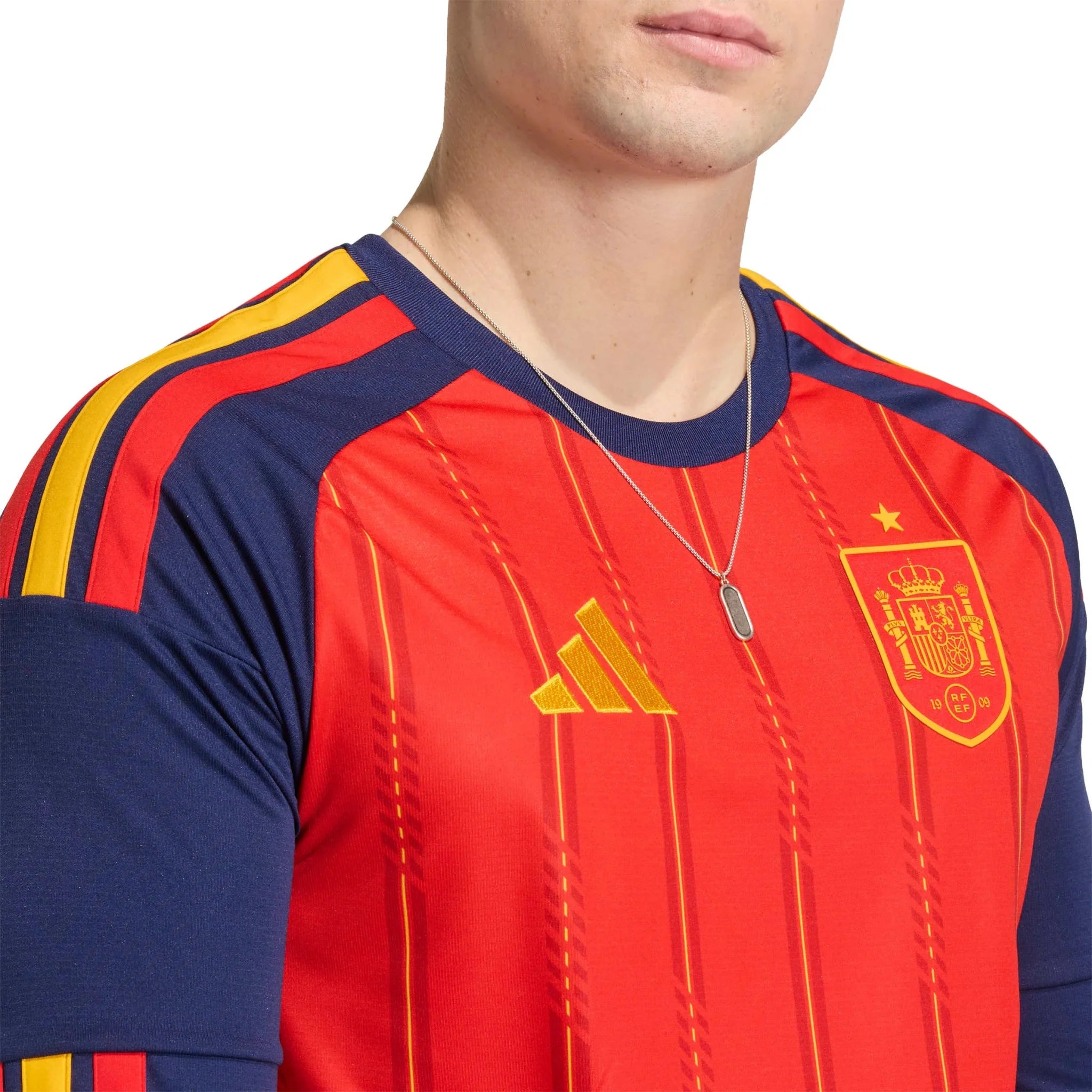 Spain 2026 Men's Stadium Home Long-Sleeve Soccer Jersey